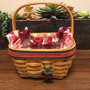 2001 Longaberger Strawberry Basket